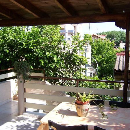 Maria'S Haus In Artemida Apartment ภายนอก รูปภาพ