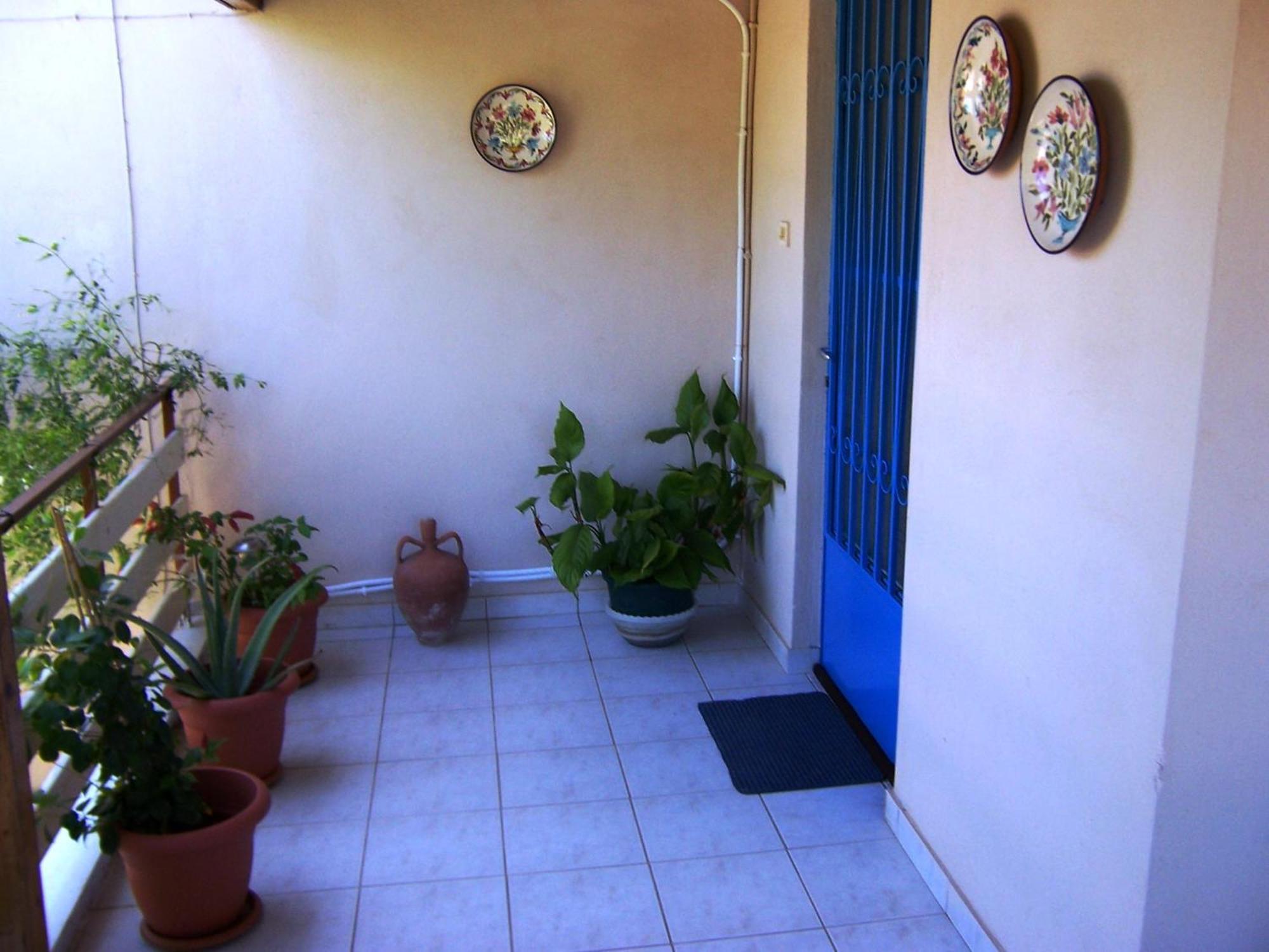 Maria'S Haus In Artemida Apartment ภายนอก รูปภาพ