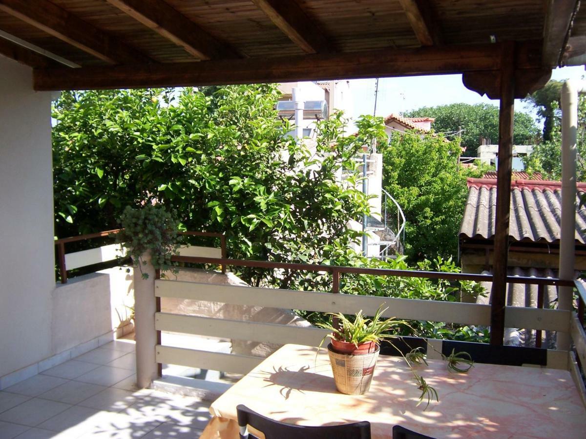 Maria'S Haus In Artemida Apartment ภายนอก รูปภาพ